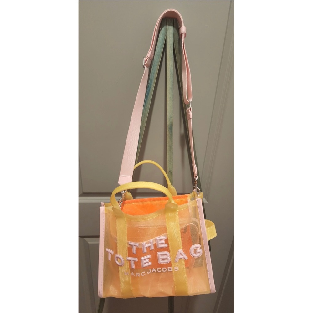 Marc Jacobs the small traveler mesh tote bag lightly used